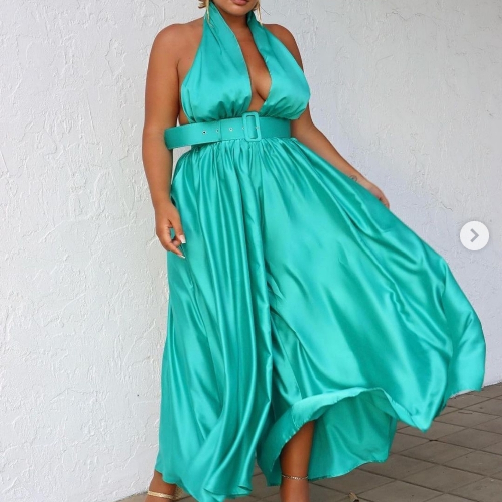 SALE!! Sexy Plus size emerald green halter wide leg jumpsuit 1x-4x